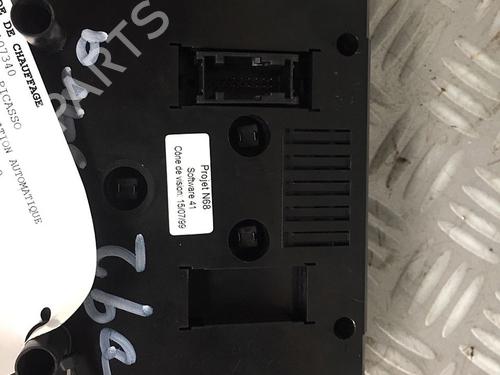Commande Chauffage CITROËN XSARA PICASSO (N68) 2.0 HDi (90 hp) 30068992