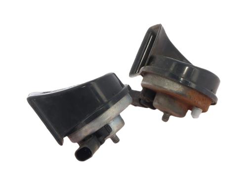 horn-bmw-1-f20-2011-2012-2013-2014-2015-2016-2017-2018-2019-39164512 main image