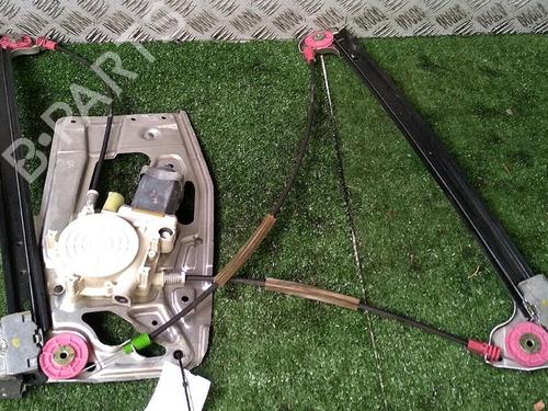 Rudehejsemekanisme Højre foran BMW 5 (E39) 520 i (150 hp) 30072761