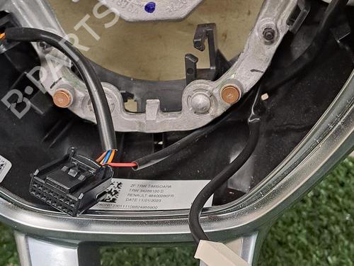 steering-wheel-renault-clio-v-b7_-2019-29949175 main image
