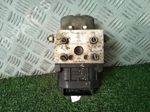 Used ABS pump RENAULT CLIO II (BB_, CB_) 1.2 (BB0A, BB0F, BB10, BB1K, BB28, BB2D, BB2H, CB0A,... (58 hp) 18142448