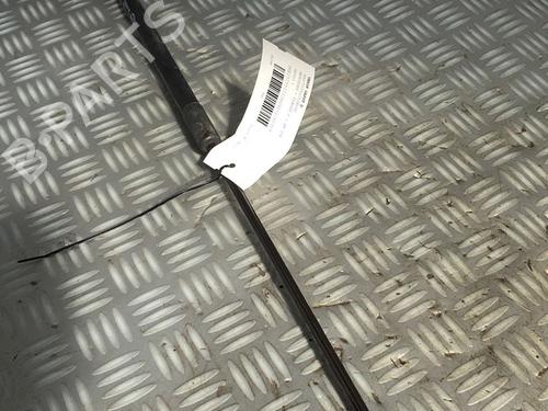 Used Hood lift support MERCEDES-BENZ C-CLASS (W204) C 180 CDI (204.000) (120 hp) 30069707