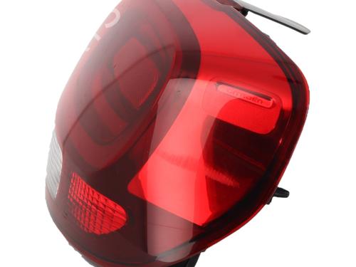 Used Right taillight Right taillight CITROËN C3 III (SX) 1.2 THP 110 (SXHNPS, SXHNZT, SXHNZ6) (110 hp) 40527781 40527781