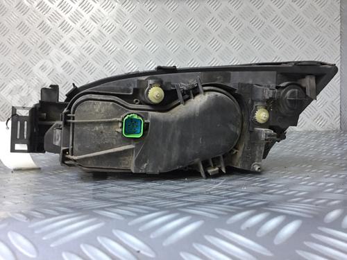 Right headlight FORD MONDEO III (B5Y) 2.0 16V TDDi / TDCi | BP11404521C29 