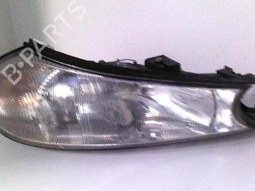 Used Right headlight FORD MONDEO II Turnier (BNP) 1.8 TD (90 hp) 29952111