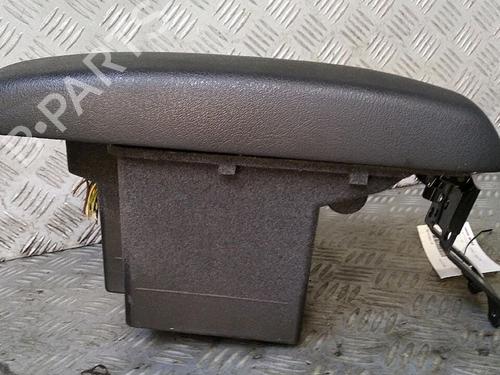 Middle console PEUGEOT 407 (6D_) 1.6 HDi 110 (6D9HZC, 6D9HYC) | BP30070908I22 