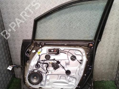Right front door KIA CARENS III MPV (UN) 2.0 CRDi 140 | BP30073468C3