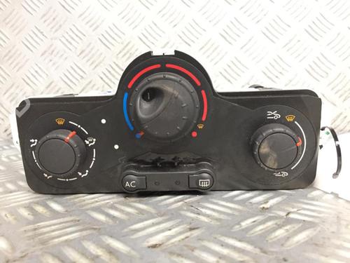 Used Climate control Climate control RENAULT MODUS / GRAND MODUS (F/JP0_) 1.2 (JP0C, JP0K, FP0C, FP0K, FP0P, JP0P, JP0T) (75 hp) 30069255 30069255