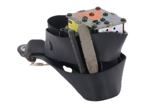 Used Front left seatbelt Front left seatbelt TOYOTA YARIS (_P9_) 1.0 VVT-i (KSP90_, KSP90R) (69 hp) 35956887 35956887