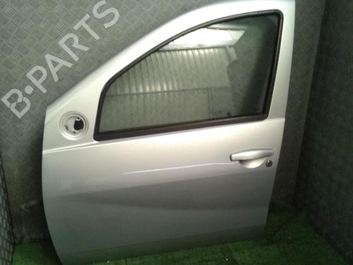 Used Left front door DACIA DUSTER (HS_) 1.5 dCi (HSMC) (107 hp) 28504823