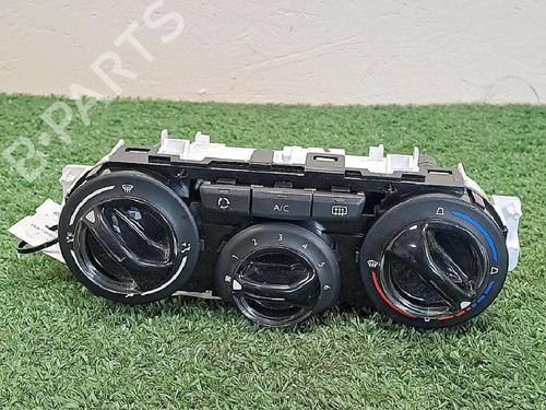 Climate control PEUGEOT 208 I (CA_, CC_) 1.2 VTI 82 | BP30063867I5