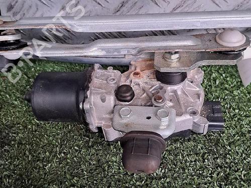 Used Front wiper motor RENAULT CLIO V (B7_) 1.0 TCe 90 (B7MT) (91 hp) 29946960