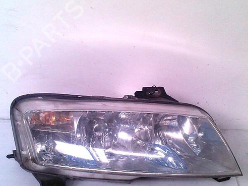 Used Right headlight FIAT STILO (192_) 2.4 20V (192_XD1A, 192AXD12) (170 hp) 30065455