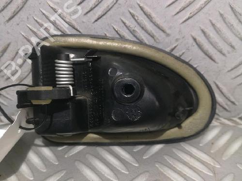 Puxador interior frente direito DACIA LOGAN (LS_) 1.4 (LS0A, LS0C, LS0E, LS0G) (75 hp) 30074257