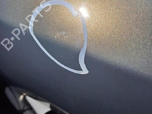 Used Left front door Left front door 29946813 29946813