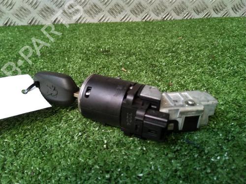 Used Ignition barrel Ignition barrel PEUGEOT 2008 I (CU_) 1.6 HDi (92 hp) 30071525 30071525