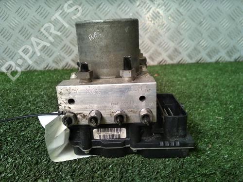 Used ABS pump PEUGEOT 508 I (8D_) 2.0 HDi (140 hp) 17211613