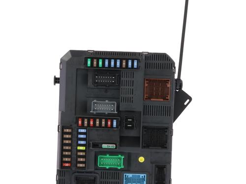 fuse-box-citroen-c4-picasso-ii-2013-30819127 main image