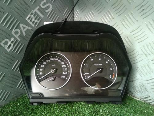 Used Instrument cluster BMW 2 Gran Tourer (F46) 218 d (150 hp) 17538089