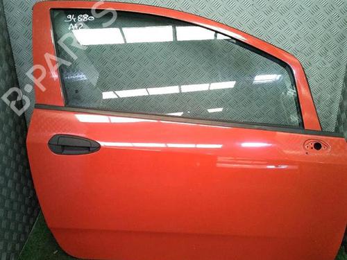 Used Right front door Right front door FIAT GRANDE PUNTO (199_) 1.2 (65 hp) 30075885 30075885
