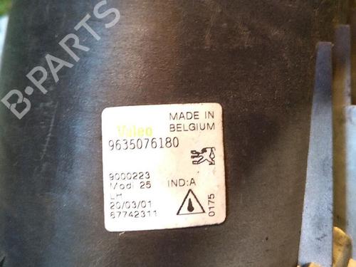 Left front fog light PEUGEOT 206 Hatchback (2A/C) 1.6 16V | BP30071639C30