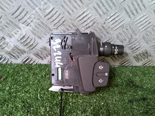 Used Steering column stalk RENAULT CLIO III Grandtour (KR0/1_) 1.5 dCi (KR0F) (86 hp) 12228644