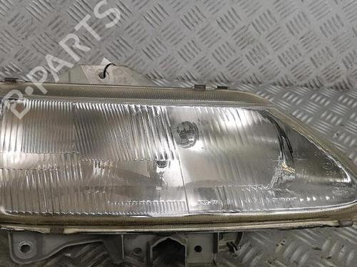 Used Right headlight Right headlight RENAULT LAGUNA I (B56_, 556_) 2.2 D (B56F/2) (83 hp) 30069616 30069616