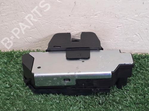 Used Tailgate lock Tailgate lock PEUGEOT 208 II (UB_, UP_, UW_, UJ_) 1.2 PureTech 100 (101 hp) 29948192 29948192