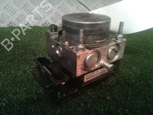 Used ABS pump RENAULT CLIO III (BR0/1, CR0/1) 1.5 dCi (BR0H, CR0H, CR1S, BR1S) (106 hp) 17158911