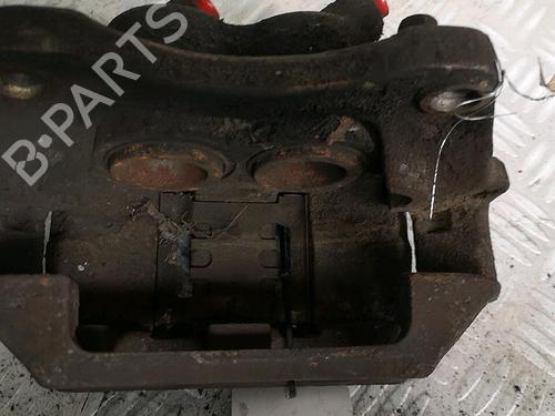 Used Right front brake caliper Right front brake caliper RENAULT MASTER II Van (FD) 2.5 dCi 100 (FD0U, FD0V, FD3U, FD3V, FD8U, FD8V) (99 hp) 30067711 30067711