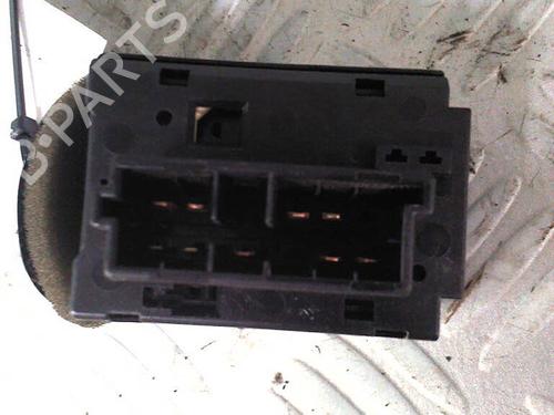 Used Steering column stalk PEUGEOT 206 Hatchback (2A/C) 1.9 D (69 hp) 29952000