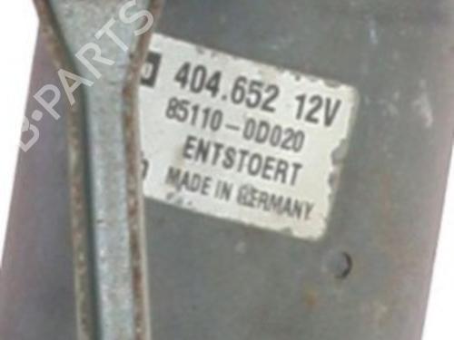 Front wiper motor TOYOTA YARIS (_P1_) 1.0 (SCP10_, SCP10R) | BP31019837M29