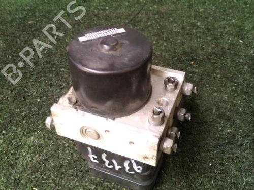 Used ABS pump ABS pump RENAULT TWINGO II (CN0_) 1.2 (CN0D) (58 hp) 29951509 29951509