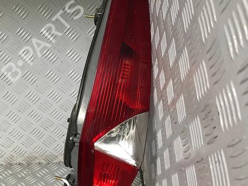 Used Left taillight FIAT PUNTO (188_) 1.2 60 (188.030, .050, .130, .150, .230, .250) (60 hp) 30074442