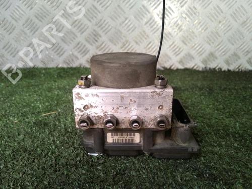 Used ABS pump NISSAN MICRA III (K12) 1.2 16V (65 hp) 19434508