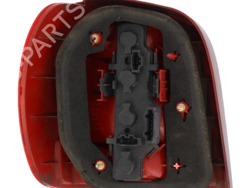 Used Right taillight Right taillight 30075012 30075012