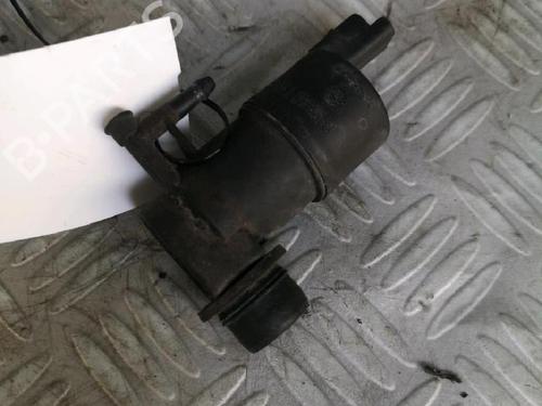 Used Washer pump Washer pump RENAULT MASTER III Van (FV) 2.3 dCi 100 FWD (FV0A, FV0B, FV0G, FV0K, FV0H) (101 hp) 30070290 30070290