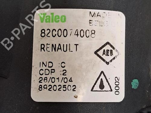Used Right front fog light RENAULT MEGANE II Coupé-Cabriolet (EM0/1_) 2.0 (135 hp) 30064335