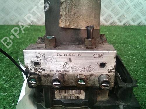 Used ABS pump RENAULT SCÉNIC II (JM0/1_) 1.9 dCi (125 hp) 29947490