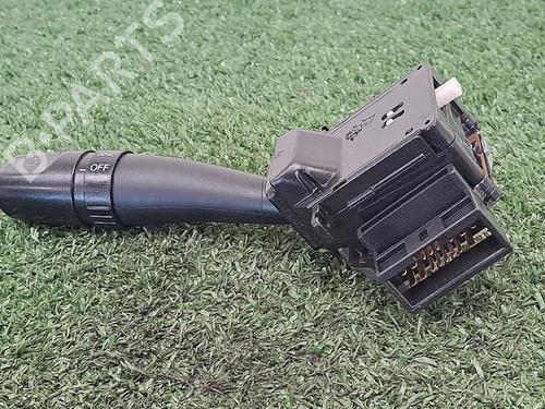 Switch HYUNDAI SANTA FÉ I (SM) 2.0 CRDi 4x4 | BP30064017I30