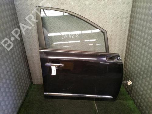 Right front door KIA CARENS III MPV (UN) 2.0 CRDi 140 | BP30073468C3