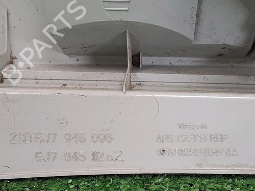 Right taillight SKODA ROOMSTER (5J7) 1.4 | BP29950471C35 