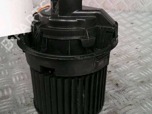 Used Heater blower motor RENAULT CLIO III Hatchback Van (SB_, SR_) 1.5 dCi (SR1H) (88 hp) 30069353