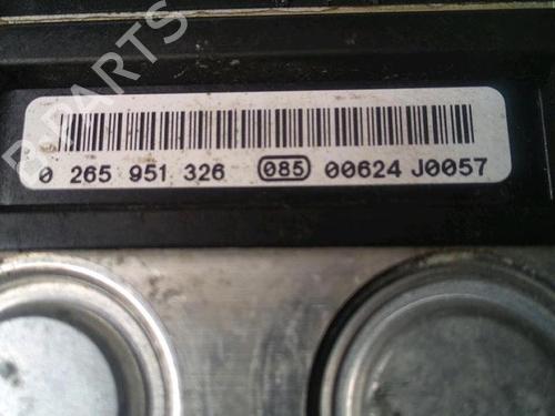 ABS pump PEUGEOT 5008 (0U_, 0E_) 1.6 HDi | BP30075747M43