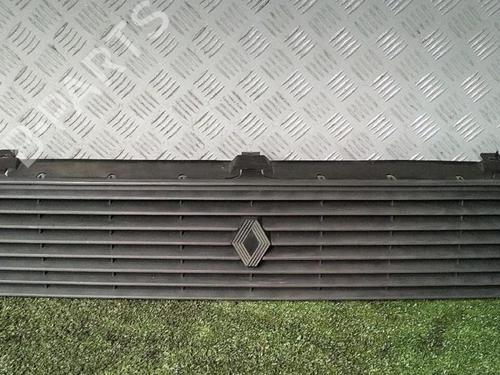 Used Grille Grille RENAULT 9 (L42_) 1.1 (L421) (48 hp) 29952732 29952732