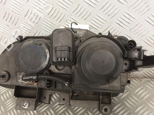 Used Right headlight RENAULT ESPACE III (JE0_) [1996-2002]  30068750