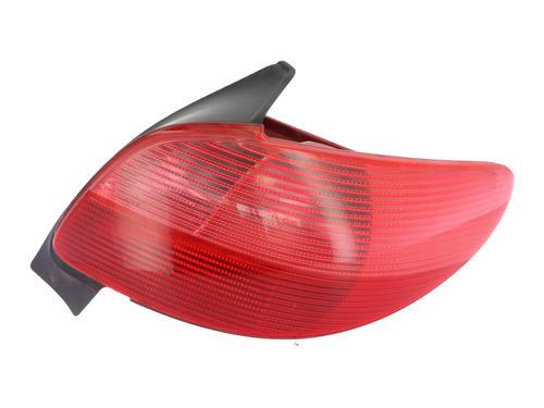Used Right taillight PEUGEOT 206 Hatchback (2A/C) 1.4 i (75 hp) 30068526