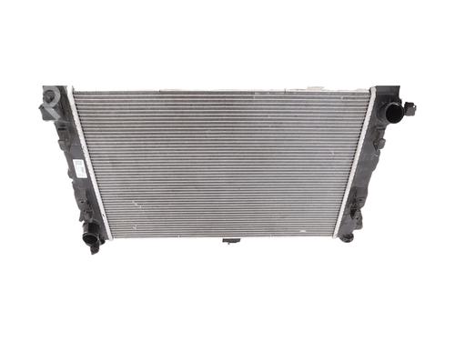 Used Water radiator Water radiator 37730936 37730936