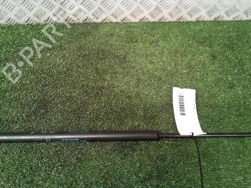 Used Tailgate lift support Tailgate lift support 30075946 30075946
