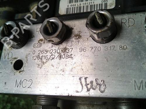 Used ABS pump PEUGEOT 508 SW I (8E_) 2.0 HDi (163 hp) 30076081